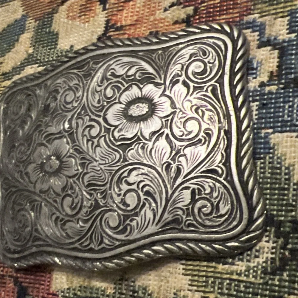 Western Dual Floral Engraved  Silver Tone Rope Border Rectangle Belt Buckle